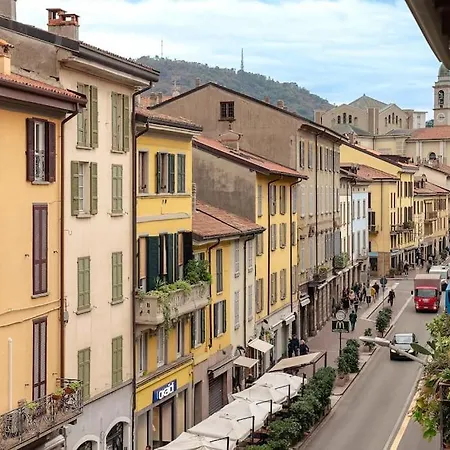 Appartamento Luxury + Private Parking - Center *