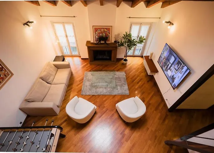 Appartamento Luxury + Private Parking - Center *