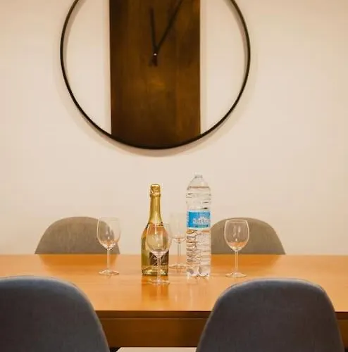 Luxury + Private Parking - Center Appartamento
